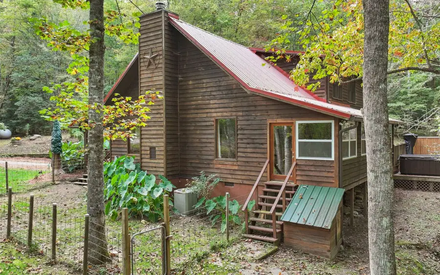 1831 Weeks Creek Rd, Blue Ridge, GA 30513 - #2