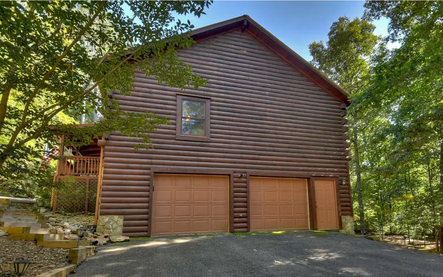 329 Summit Street, Ellijay, GA 30540 - #3