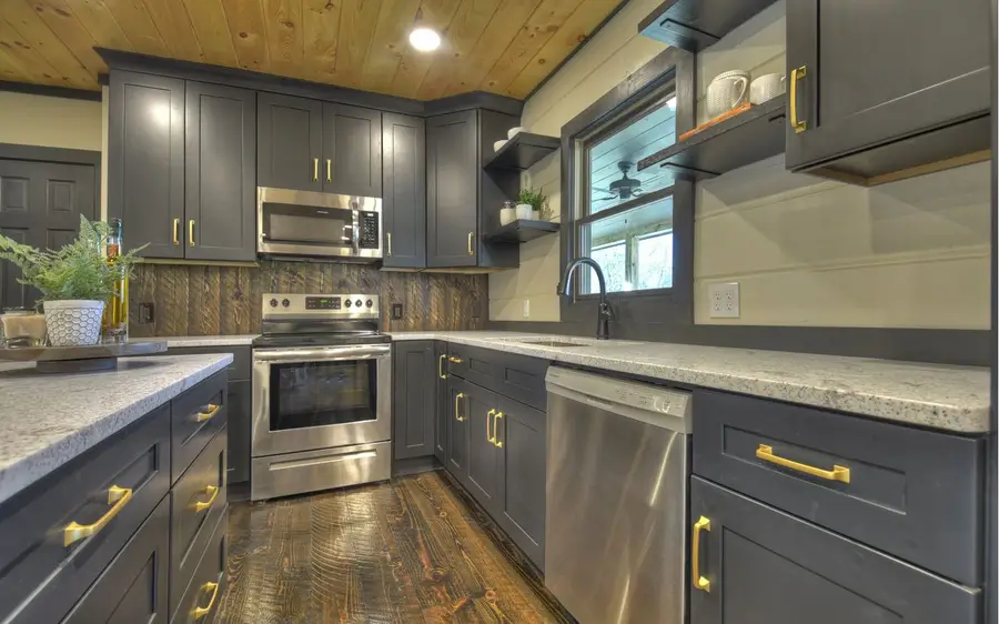 50 Cox Circle, Blue Ridge, GA 30513 - #3