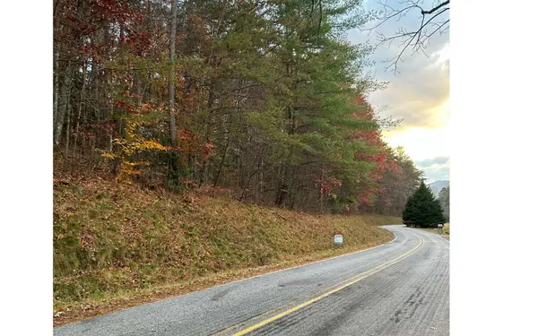 TR 1 Greasy Creek Road, Brasstown, NC 28902