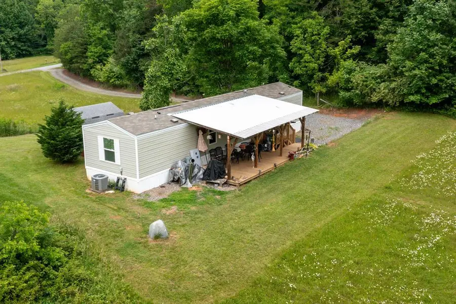 1281 Lawrence Smith Road, Hayesville, NC 28904 - Image #2