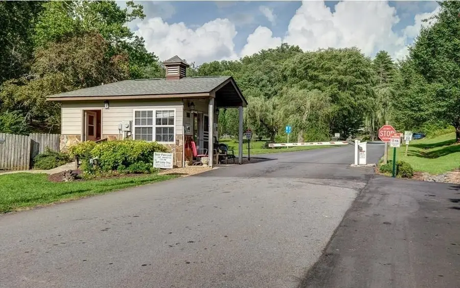 15&16 Lonesome Pine Road, Murphy, NC 28906 - Image #3