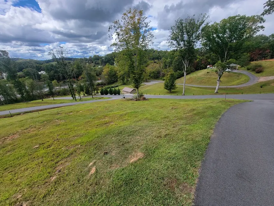 4 Mountain Breezes Drive, Hayesville, NC 28904 - Image #2