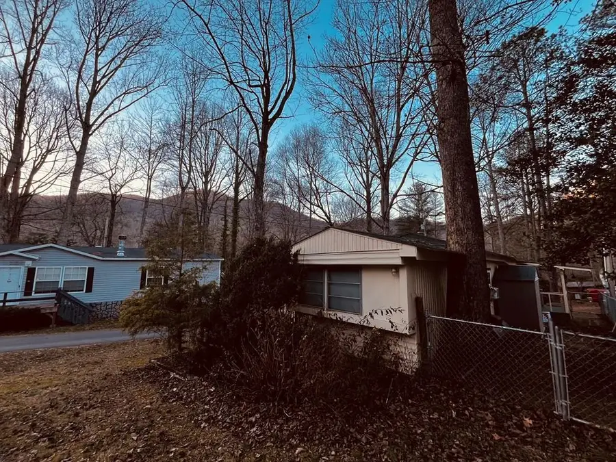 83 Leisure Woods Lane, Hiawassee, GA 30546 - Image #2