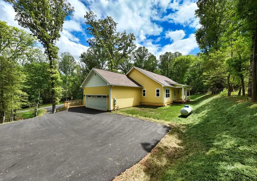 60 Oxford Trail, Blairsville, GA 30512 - Image #2