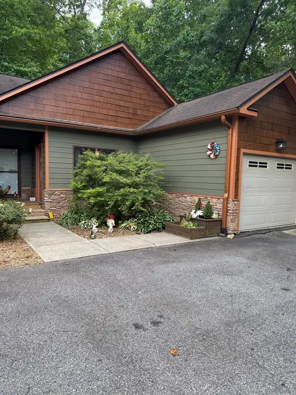 130 Emory Circle #6, Blairsville, GA 30512
