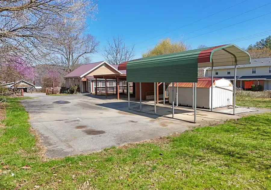 114 Kimsey Street, Blairsville, GA 30512 - Image #2