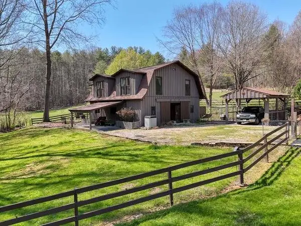 1275 Hells Hollow Road, Blue Ridge, GA 30513