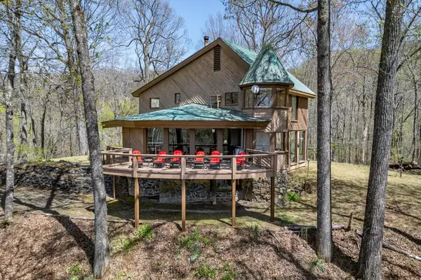 425 Running Deer Lane, Murphy, NC 28906