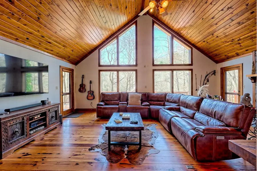 575 Carolina Springs Lane, Franklin, NC 28734 - Image #2