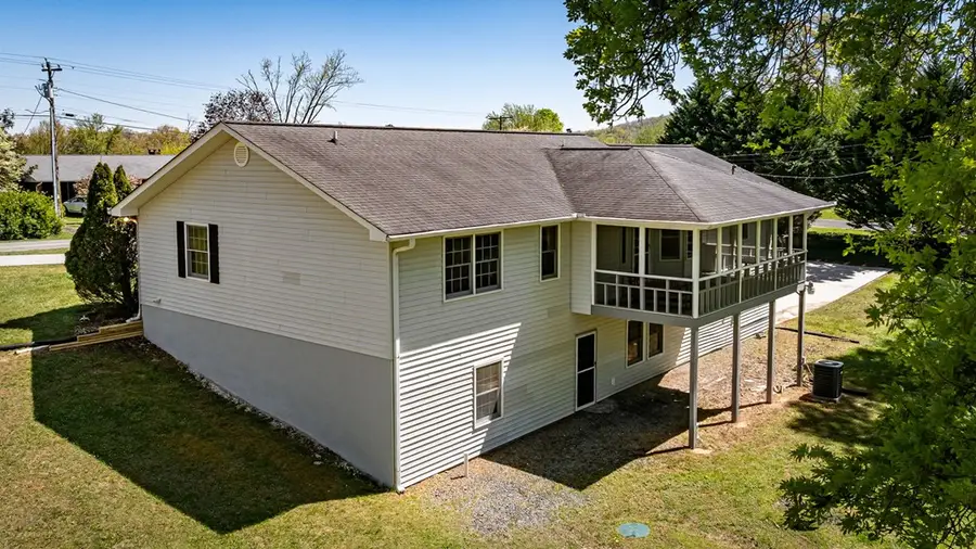 380 La Vista Drive, Blue Ridge, GA 30513 - Image #2