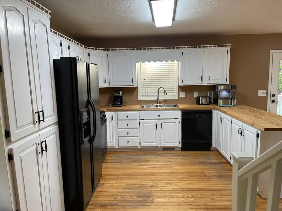 542 Sharp Top Circle, Blairsville, GA 30512 - #2