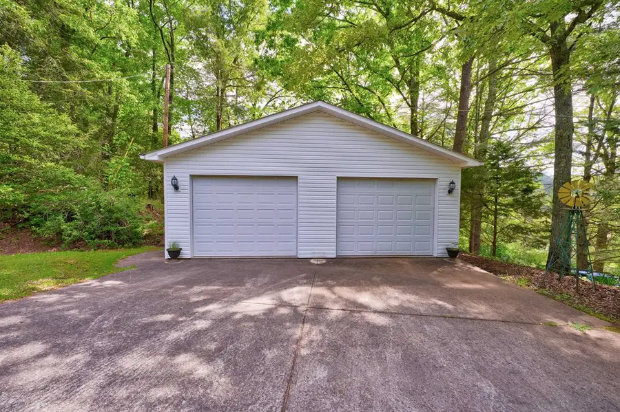 805 Ada Street, Blue Ridge, GA 30513 - #2