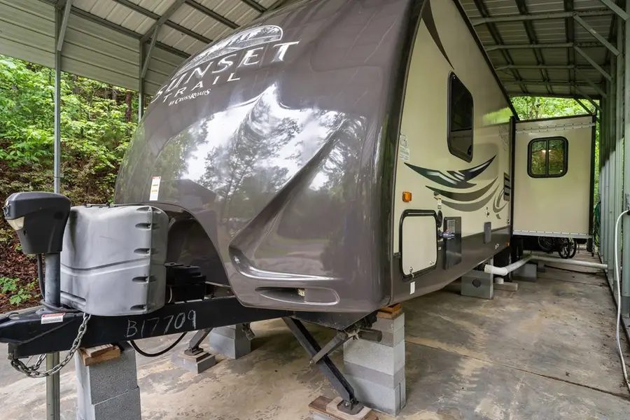 212 Phoenix Drive, Chatsworth, GA 30705 - Image #3