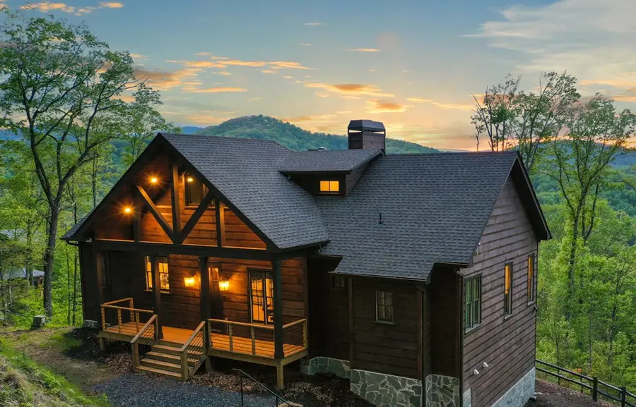 312 Covered Bridge, Blue Ridge, GA 30513 - Image #2