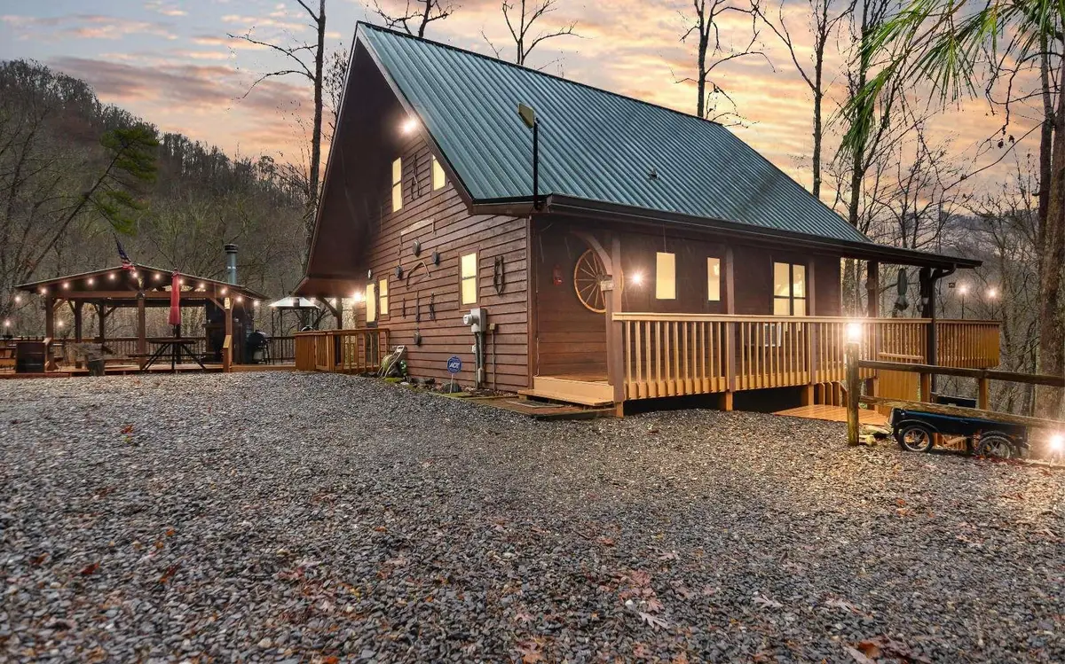 344 Woody Branch Road, Murphy, NC 28906 - Image #1