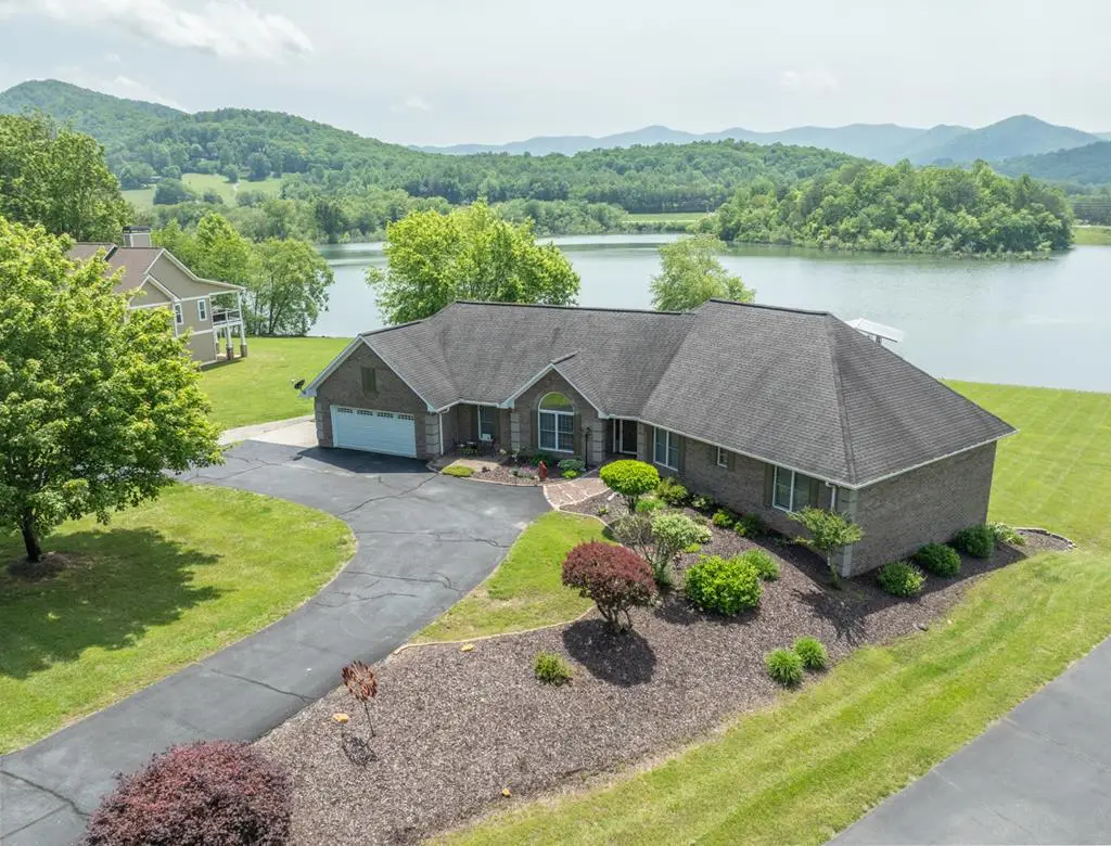 1537 Victoria Woods Drive, Hiawassee, GA 30546 - Image #1