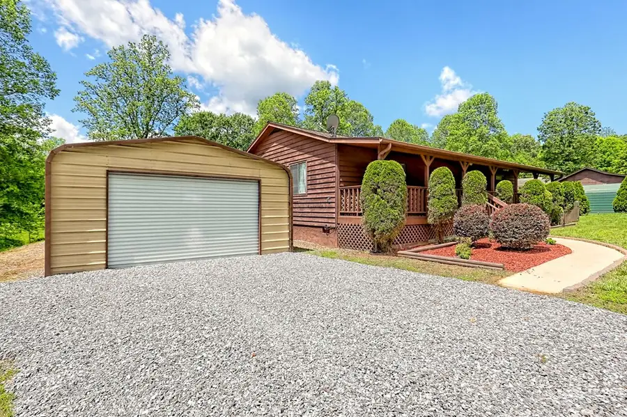 115 Country Mountain Rdg, Murphy, NC 28906 - Image #3