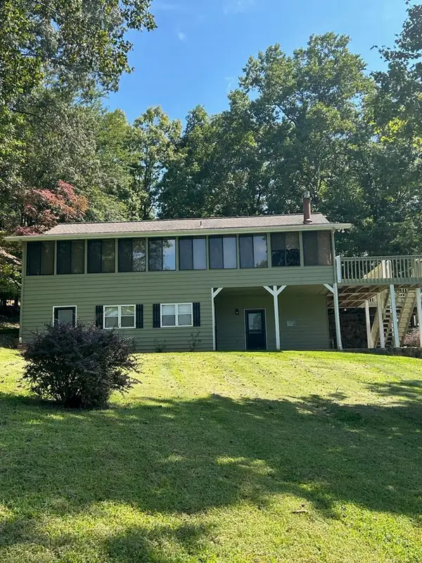 699 Mcridge Road, Hiawassee, GA 30546