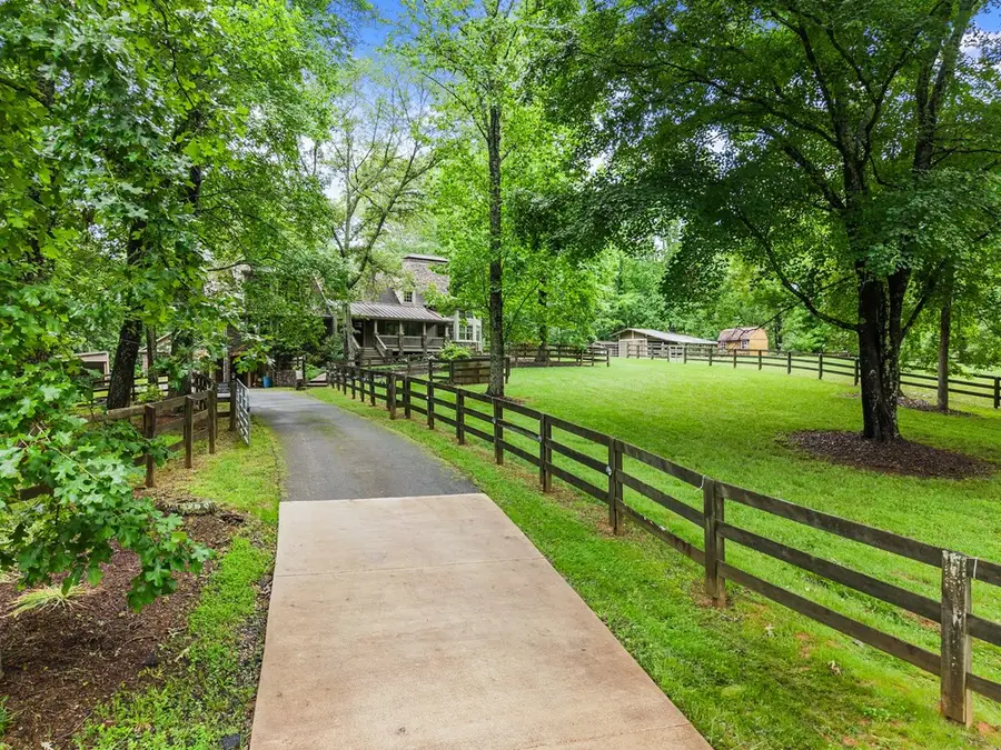 802 Old Mill Trail, Ball Ground, GA 30107 - Image #3
