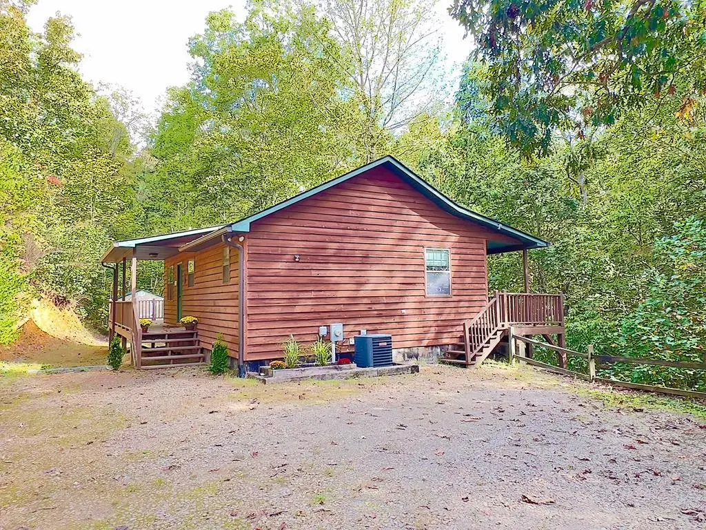 384 Shadow Pines Drive, Murphy, NC 28906 - Image #1