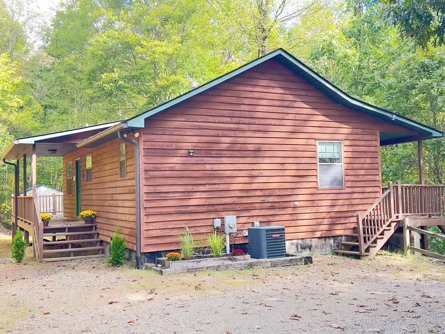 384 Shadow Pines Drive, Murphy, NC 28906 - Image #2