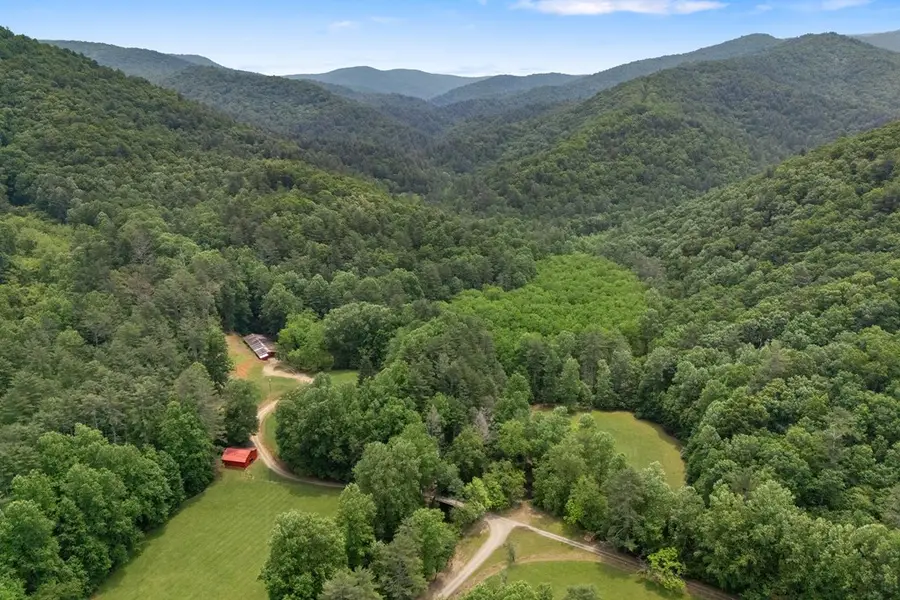 7320 Chestnut Valley Road, Hiawassee, GA 30546 - Image #3