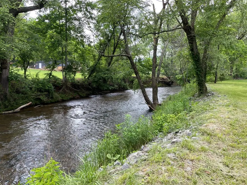 6211 Old Hwy 64 W, Warne, NC 28909 - Image #1