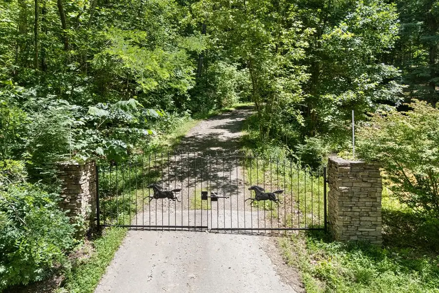 1 Lories Mountain Drive, Hayesville, NC 28904 - Image #3