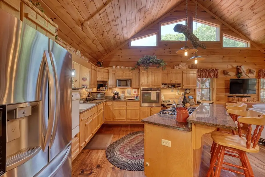 885 Tomahawk Trail, Blairsville, GA 30512 - Image #2