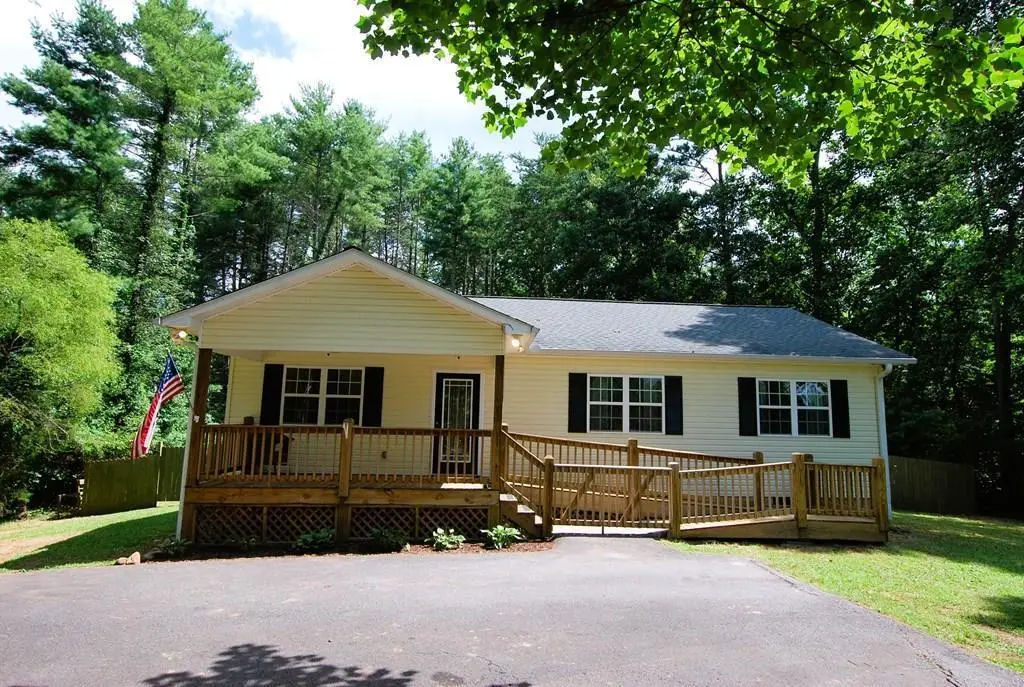 106 Copper Hill Church Ln, Warne, NC 28909 - #1