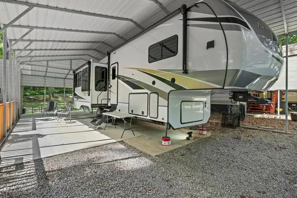 80 Phoenix Drive, Chatsworth, GA 30705