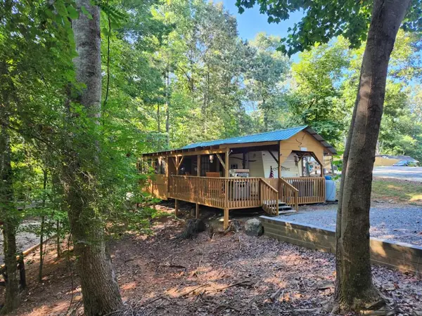 25 15th Street, Ellijay, GA 30540