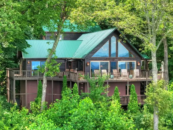 65 Wild Turkey Dr, Murphy, NC 28906