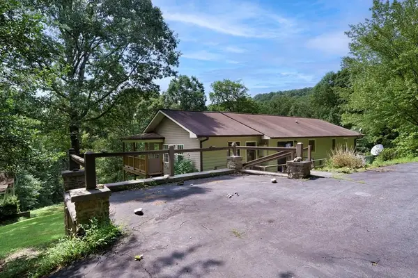 488 West Cherry, Hayesville, NC 28904