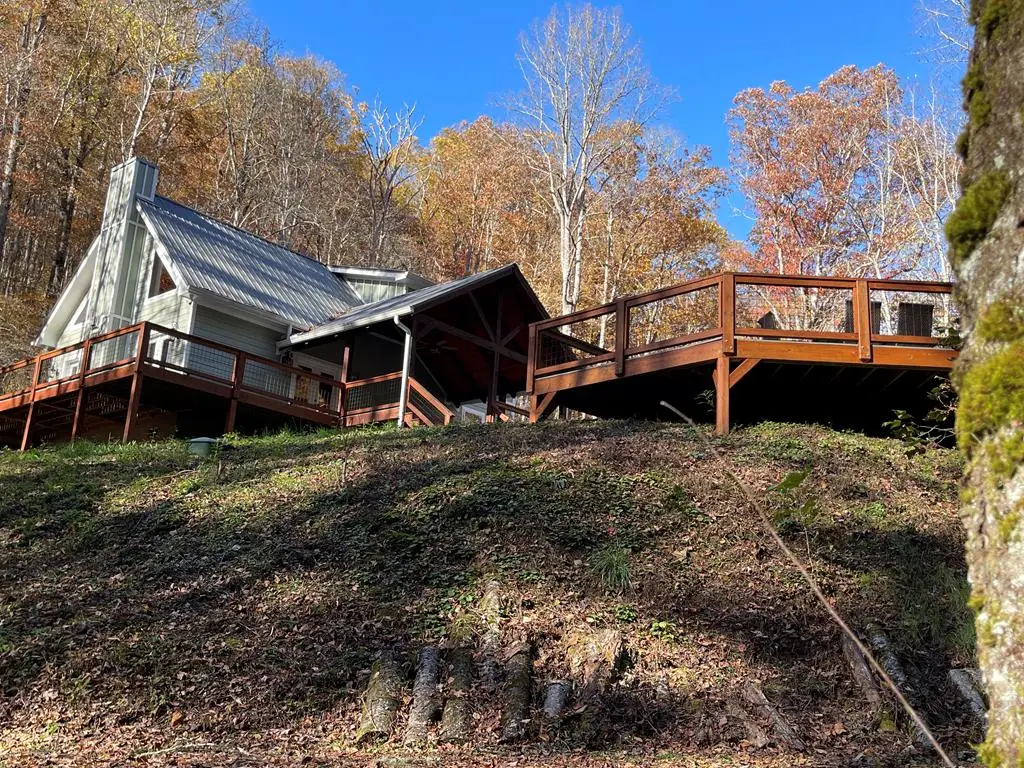 5575 Rainbow Springs Road, Franklin, NC 28734 - Image #1
