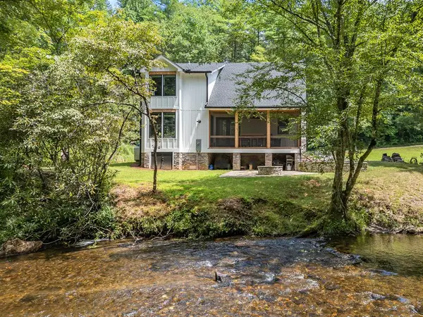 241 Riverview Drive, Robbinsville, NC 28771