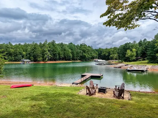 176 Madison Avenue, Blairsville, GA 30512