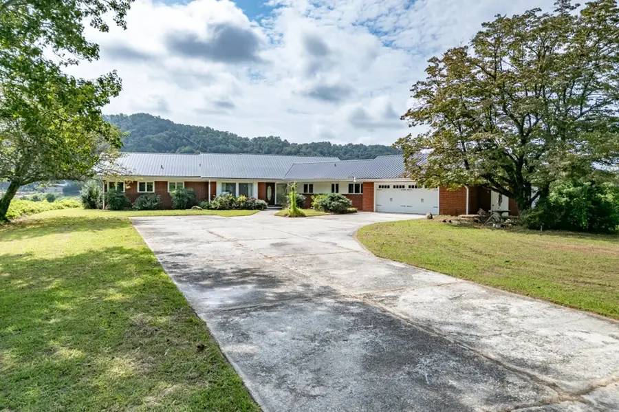 212 Natural Springs Drive, Murphy, NC 28906 - Image #3