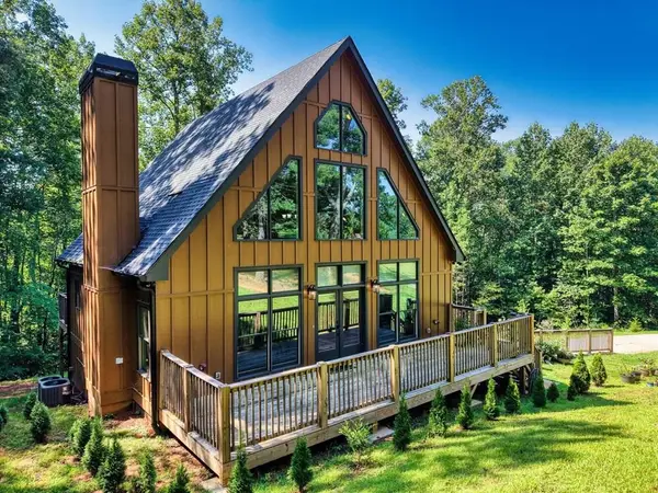 206 Gladson Lane, Blairsville, GA 30512