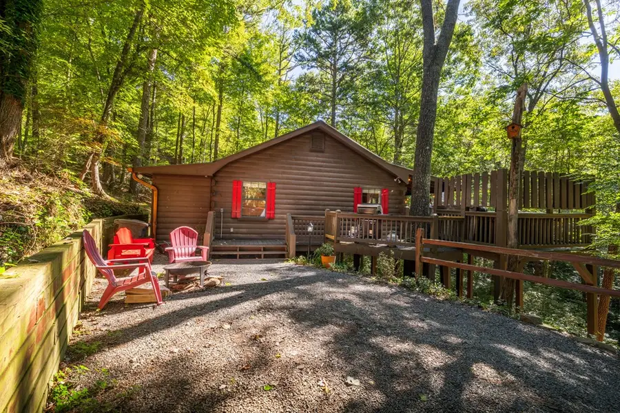 129 N Cherokee Drive, Blue Ridge, GA 30513 - Image #2