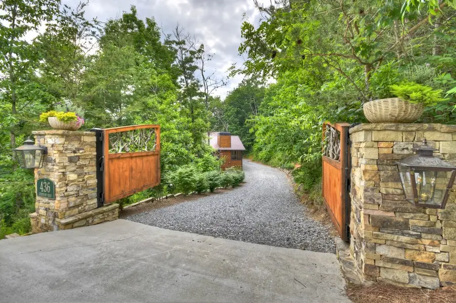 436 Geronimo Road, Blue Ridge, GA 30513 - Image #2