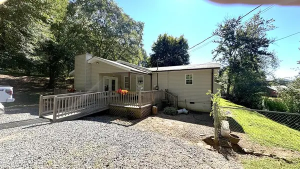 903 Village Road, Hiawassee, GA 30546