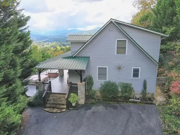 3023 Bear Lane, Hiawassee, GA 30546