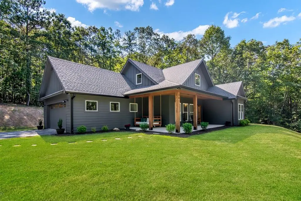 301 Willow Oak Trl, Ellijay, GA 30540 - Image #1