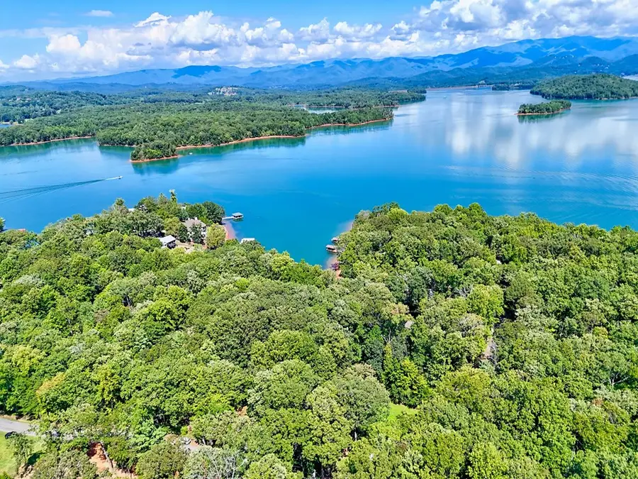 2204 Cedar Cliff Road, Hiawassee, GA 30546 - Image #2