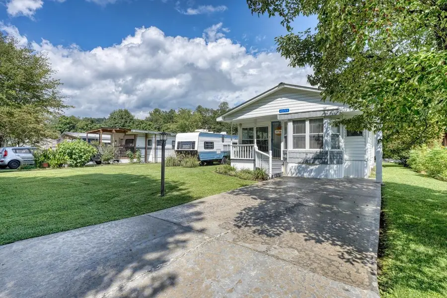 4353 Riverbank Run, Hiawassee, GA 30546 - Image #2