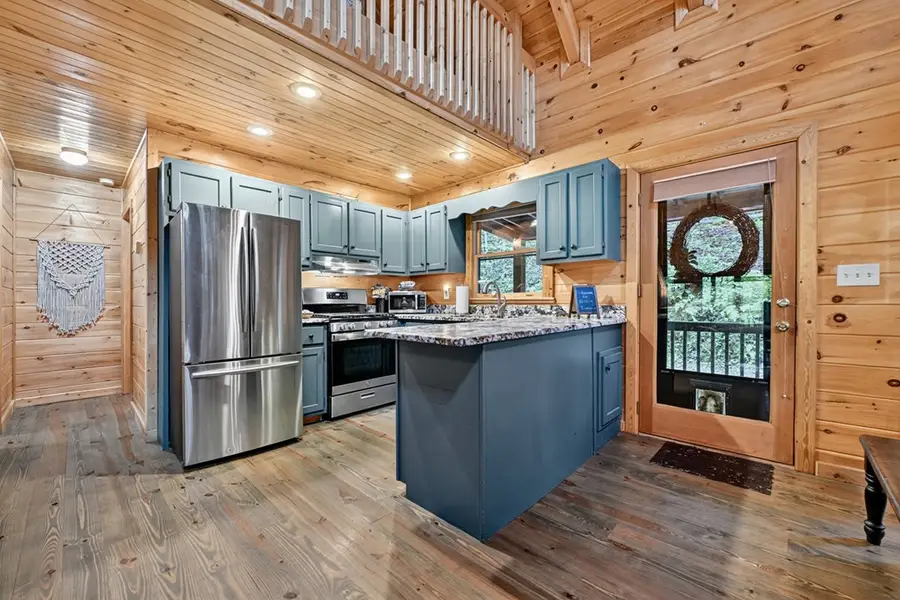 879 Millstone Mountain Lane, Blue Ridge, GA 30513 - Image #3