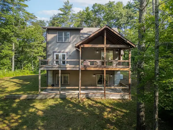 345 Deer Trail, Mineral Bluff, GA 30559