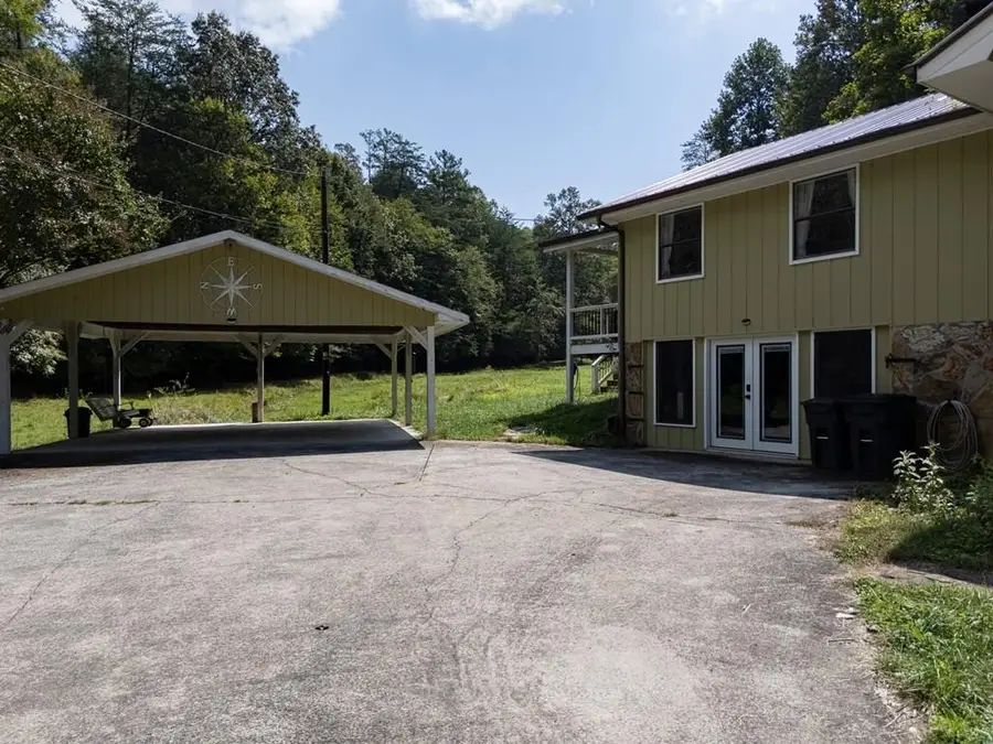 149 Spring Street, Mineral Bluff, GA 30559 - Image #2